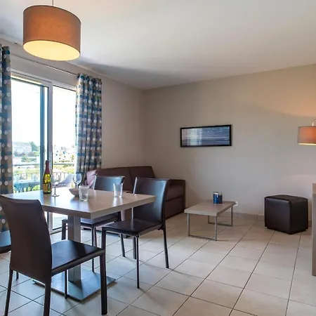 Les Thermes 421- Appt Pour 4 Avec Piscine Partagee Concarneau Extérieur photo